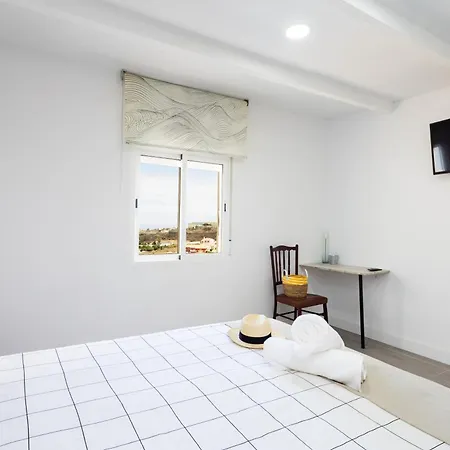 Serendipity Fm Homestay Icod De Los Vinos